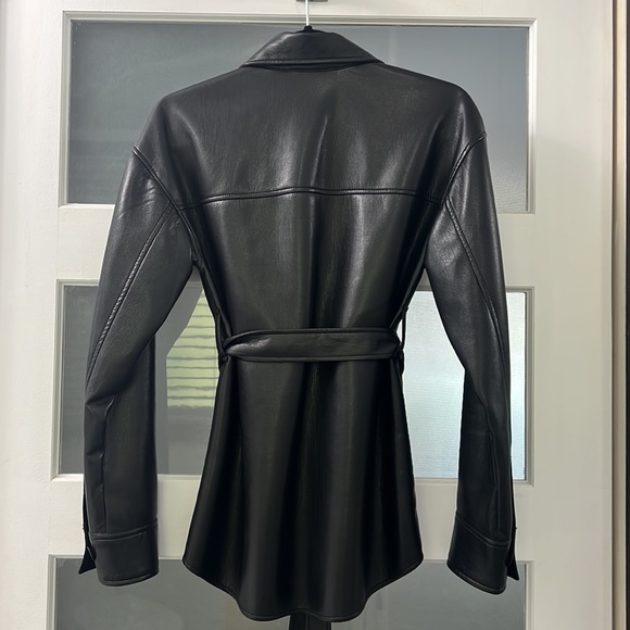 Aritzia Leather shirt size 2XS - Picture 4 of 5